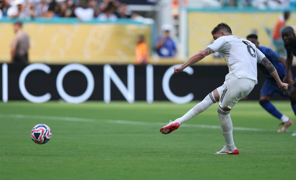 [流言板]朱芳雨：徐昕租借出去是为了让他多锻炼，将来定会回归广东